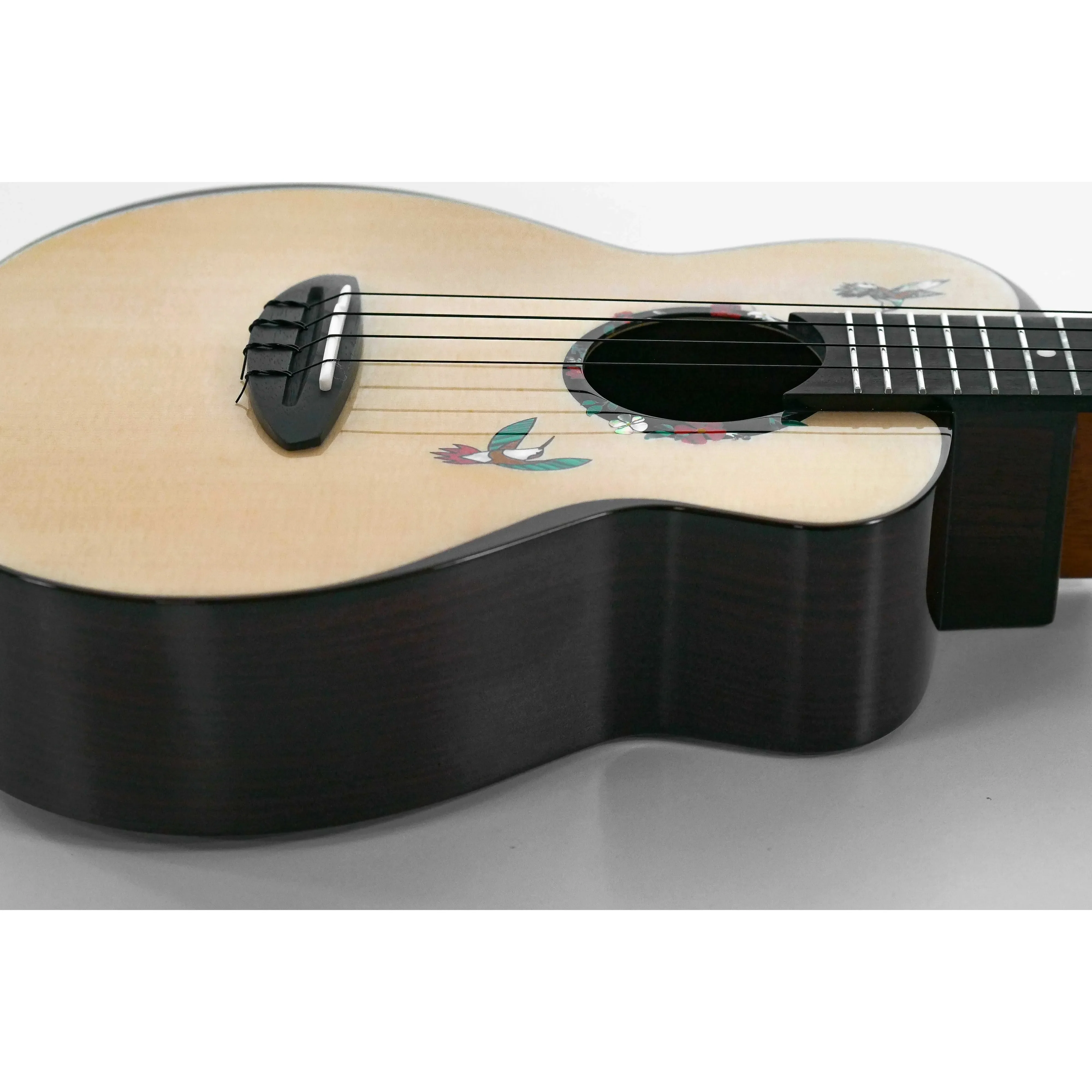 ANueNue UT200HB Hummingbird Moon Bird Spruce/Rosewood Tenor Ukulele - Image 3