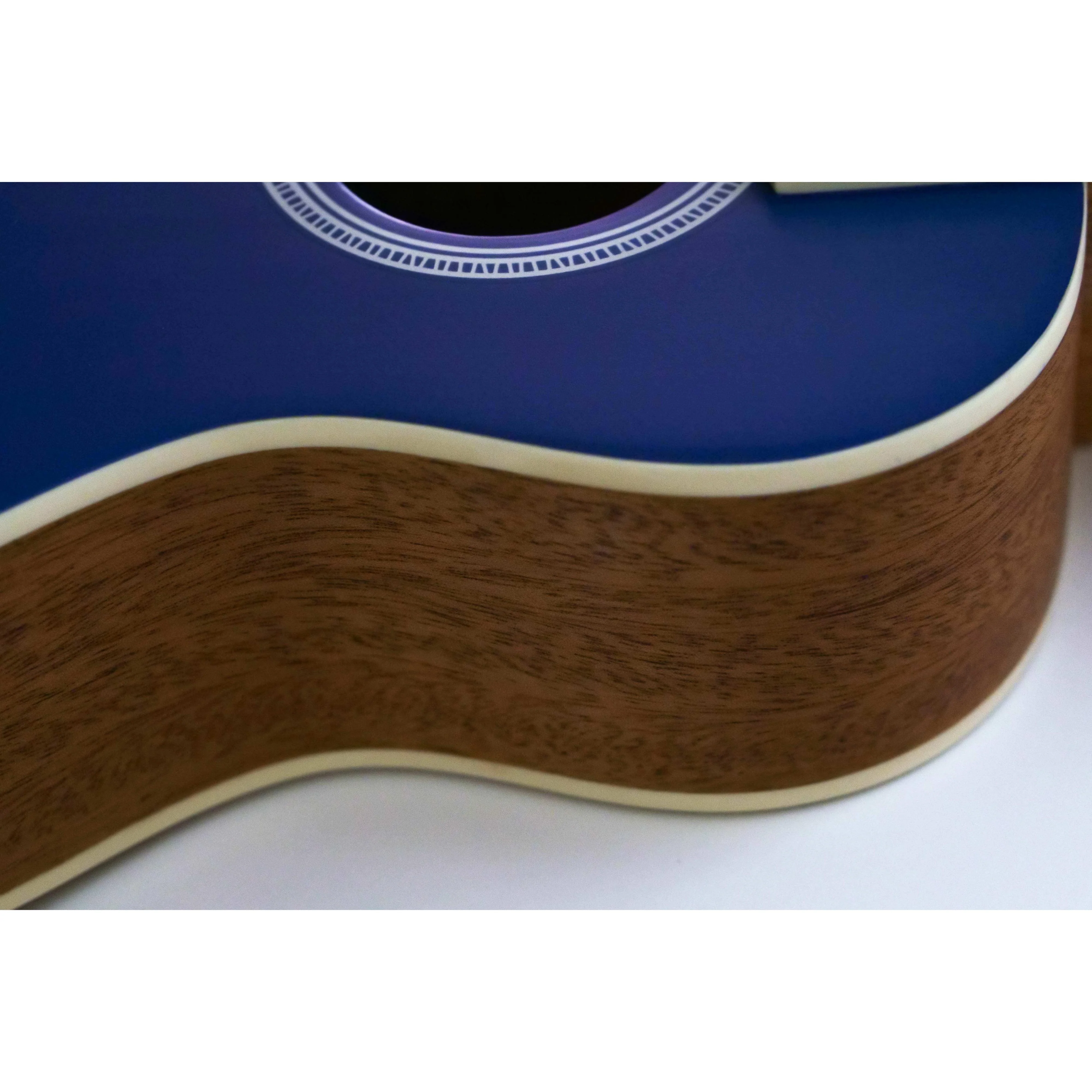 Córdoba 15CM Matiz Concert Ukulele - Classic Blue - Image 3
