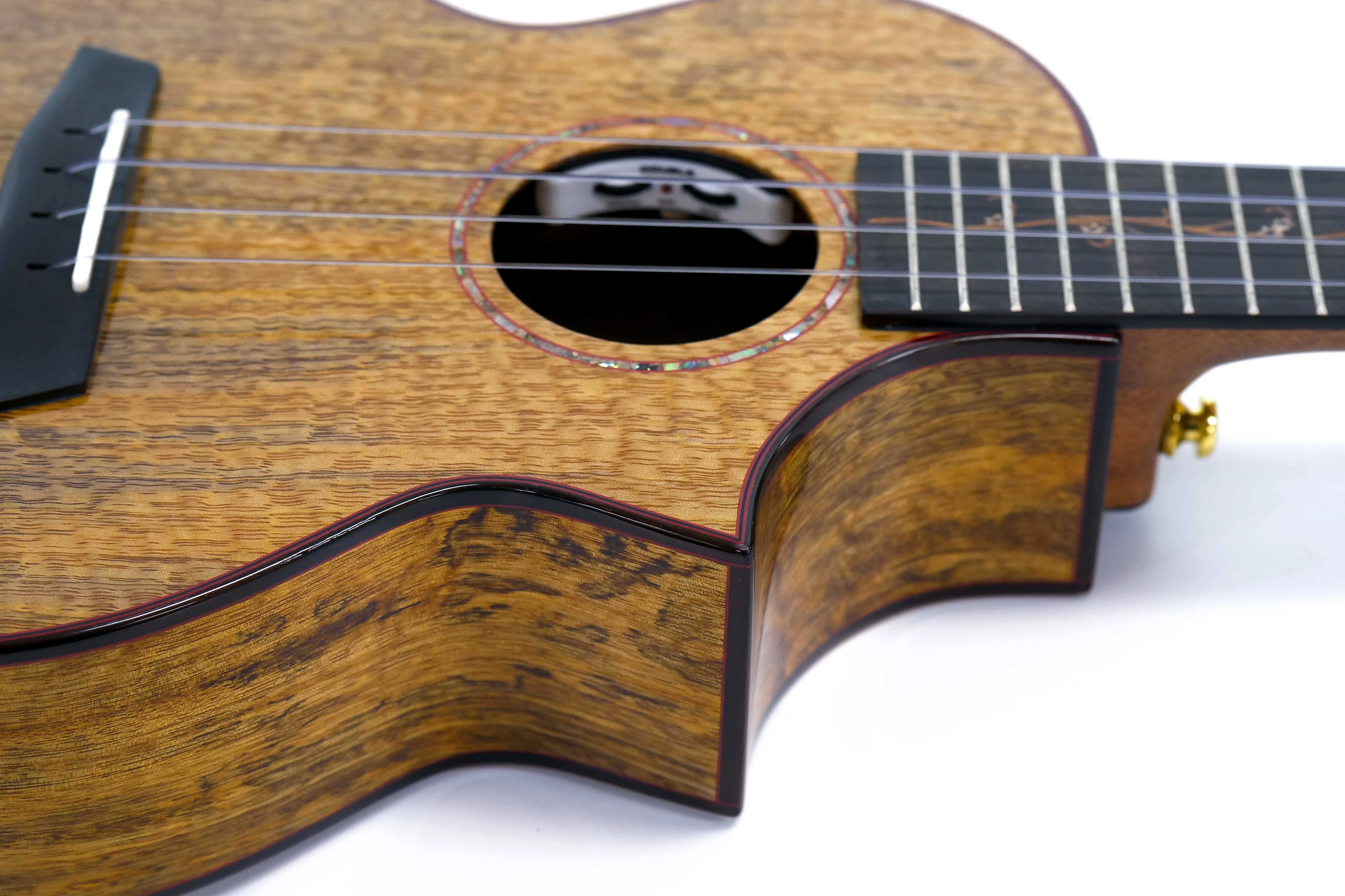 Enya EUT-MG6 Premium Solid Mango Acoustic Tenor Ukulele - Image 3