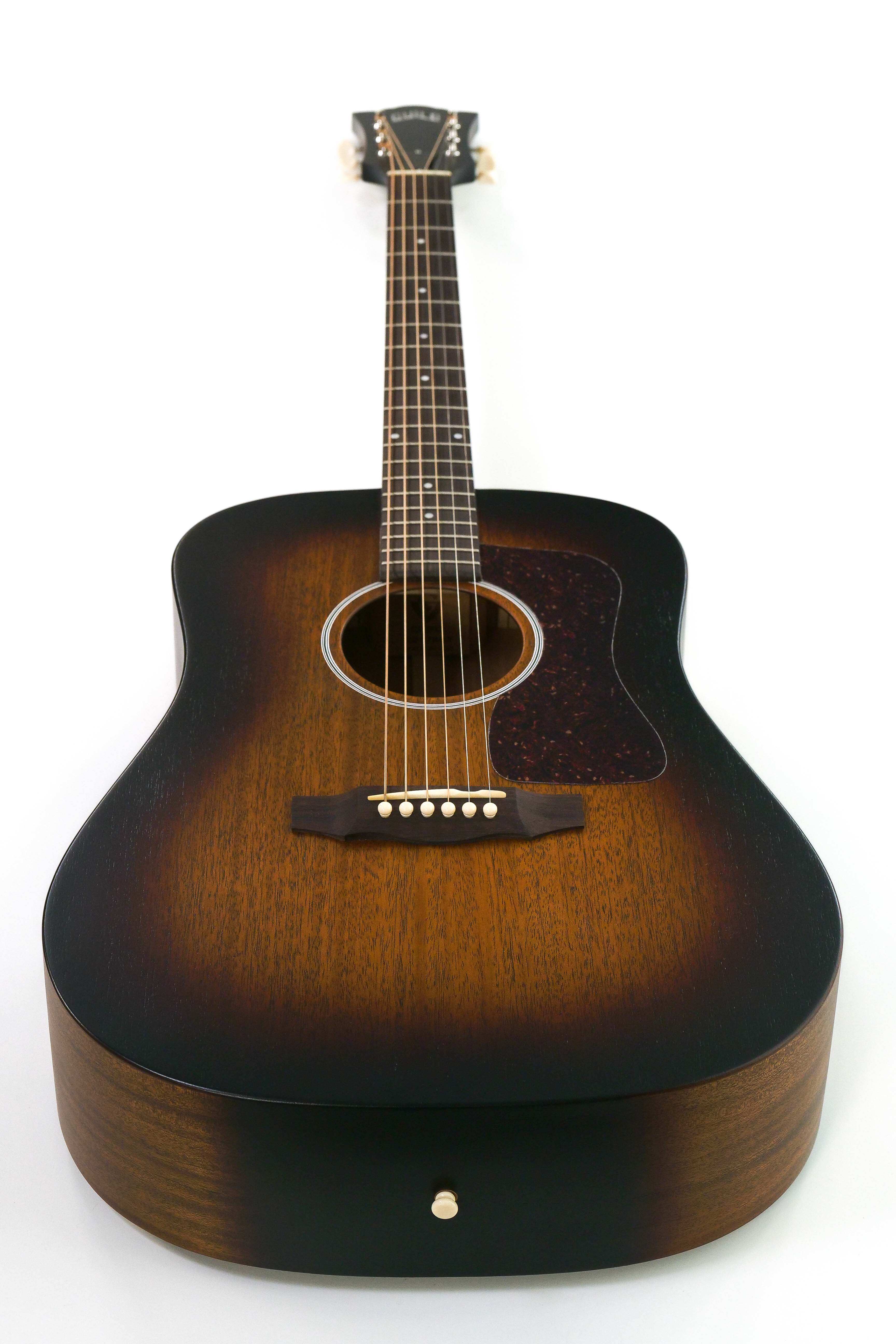 Guild D-20 VSB Vintage Sunburst Acoustic Guitar - Image 4