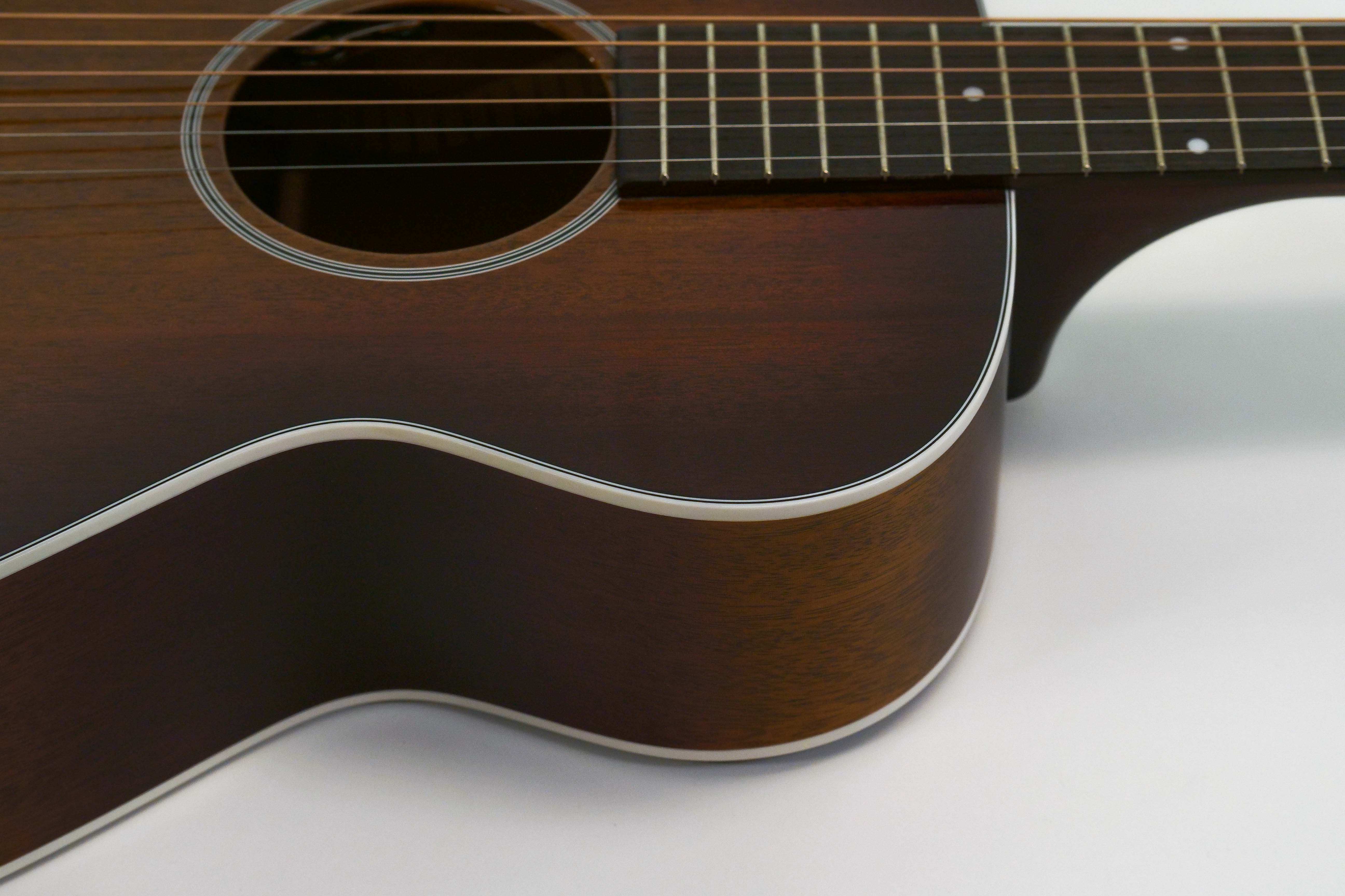Guild M-25E California Burst Acoustic Guitar Mahogany - Image 4
