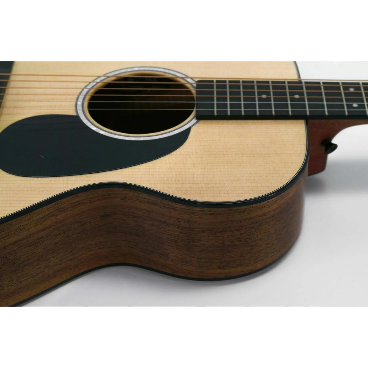 Martin 000-12E Road Series Spruce Top Acoustic Electric Guitar - Image 3