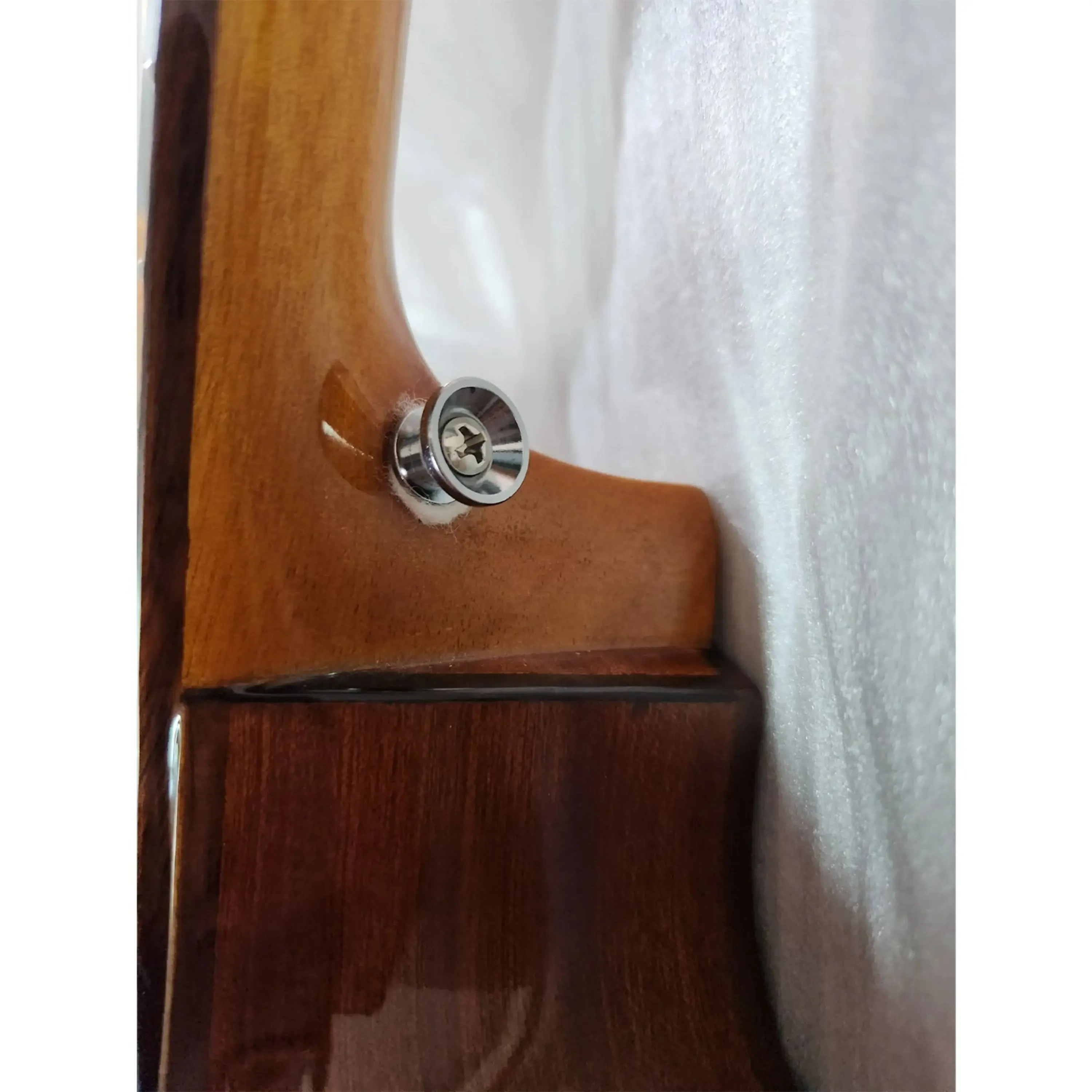 Ohana BK-35GCE Solid Mahogany Baritone Ukulele w/ Pickup & Strap Buttons - B-STOCK - Image 6