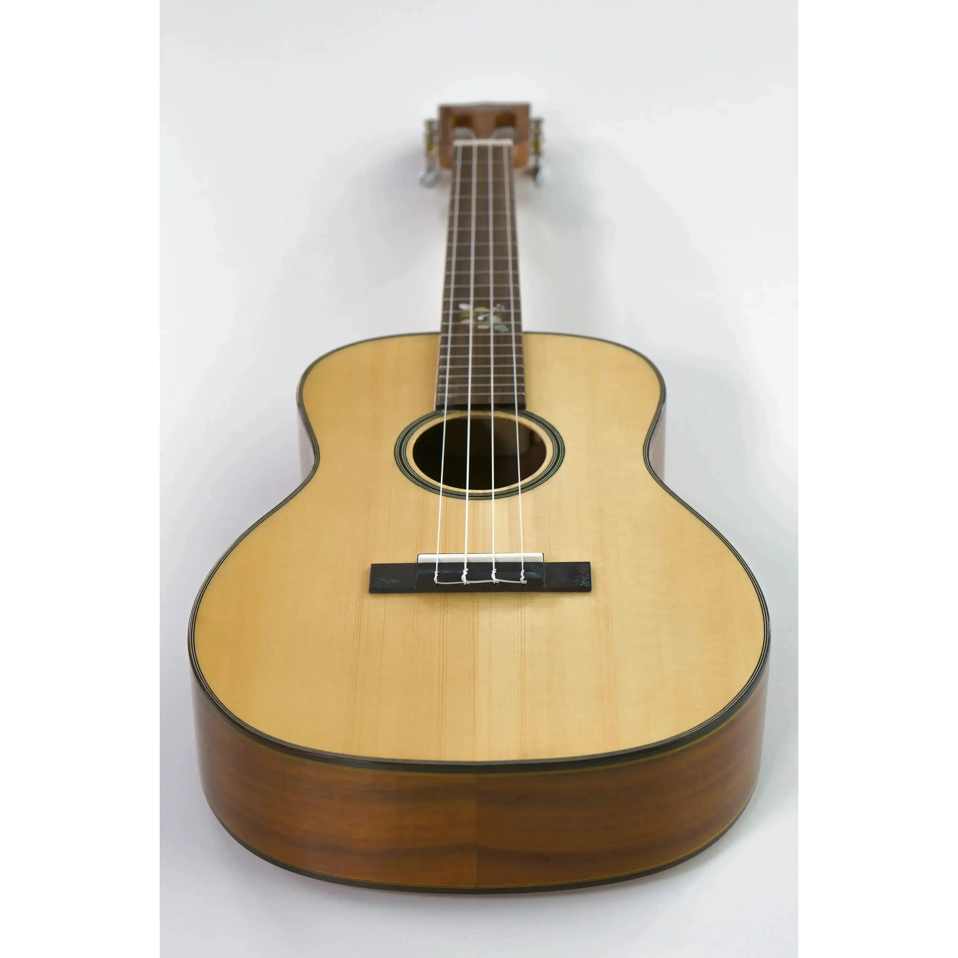 Ohana BKT-250G Spruce Top Tenor Neck Baritone Ukulele - Image 4