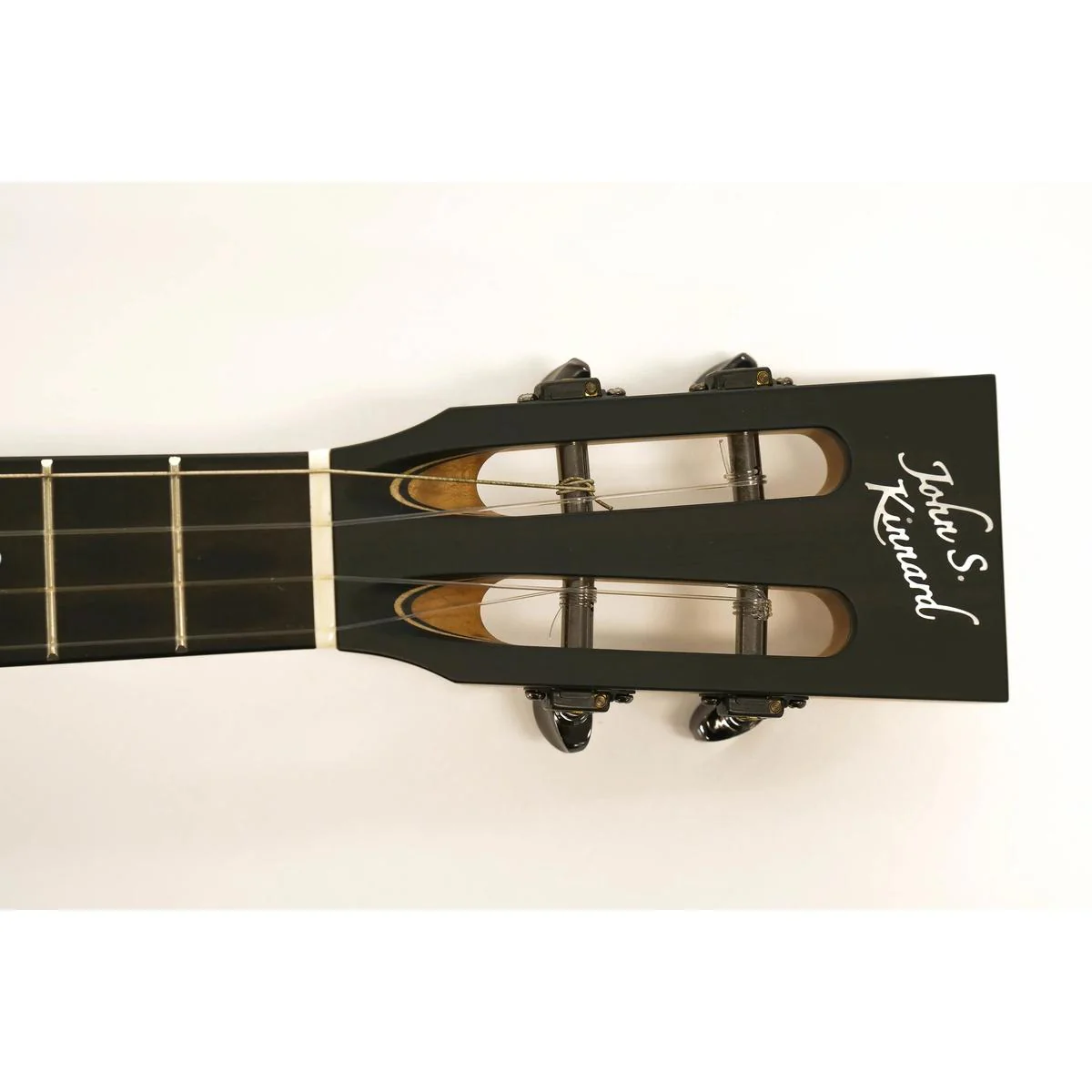 [PRE-OWNED] Kinnard Custom Tenor Sinker Redwood & Big Leaf Quilted Maple “Pale Moon” - Image 11