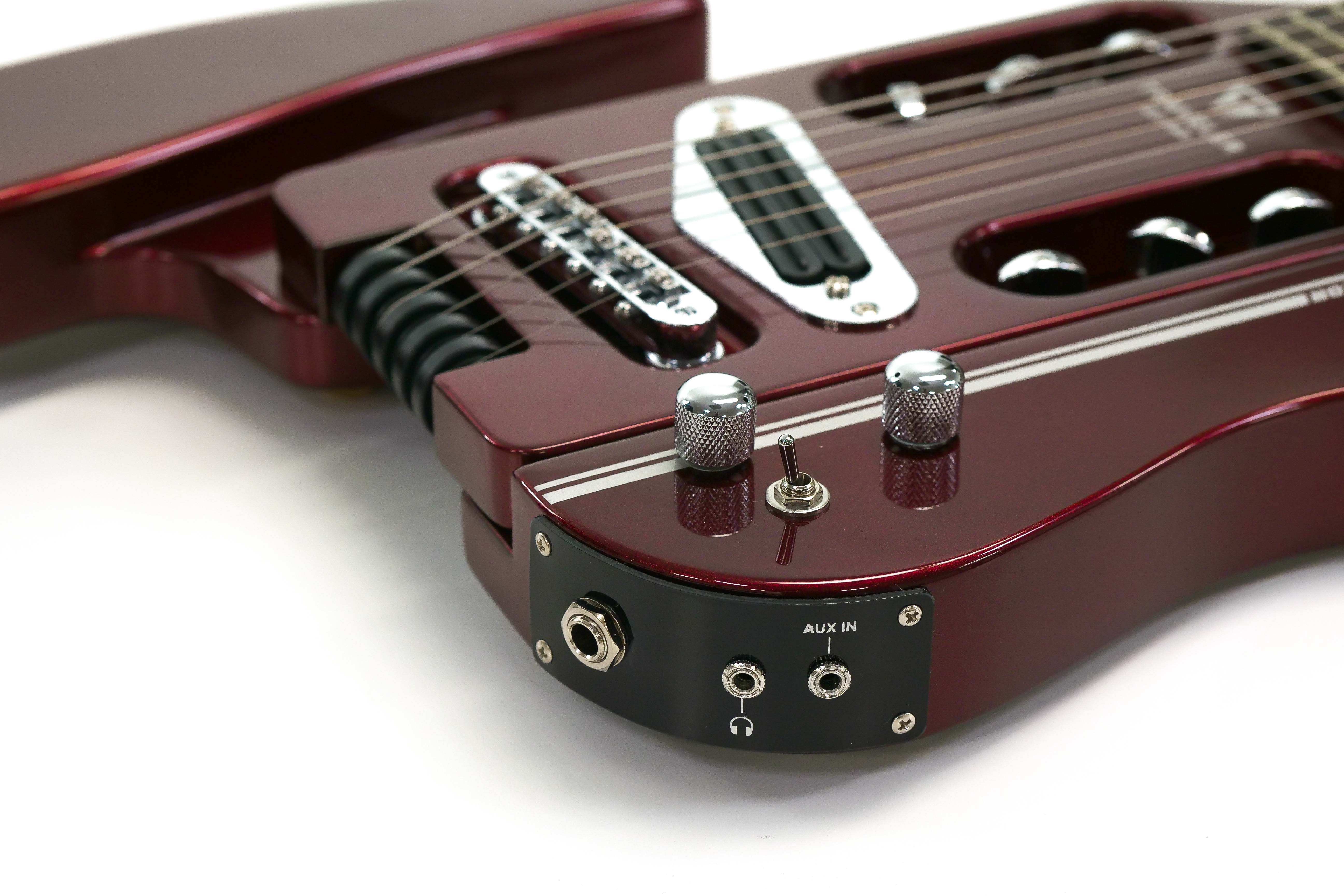 [PRE-OWNED] Traveler Speedster Hot Rod V1 Classic Red Electric Guitar - "Red Fire" - Image 4