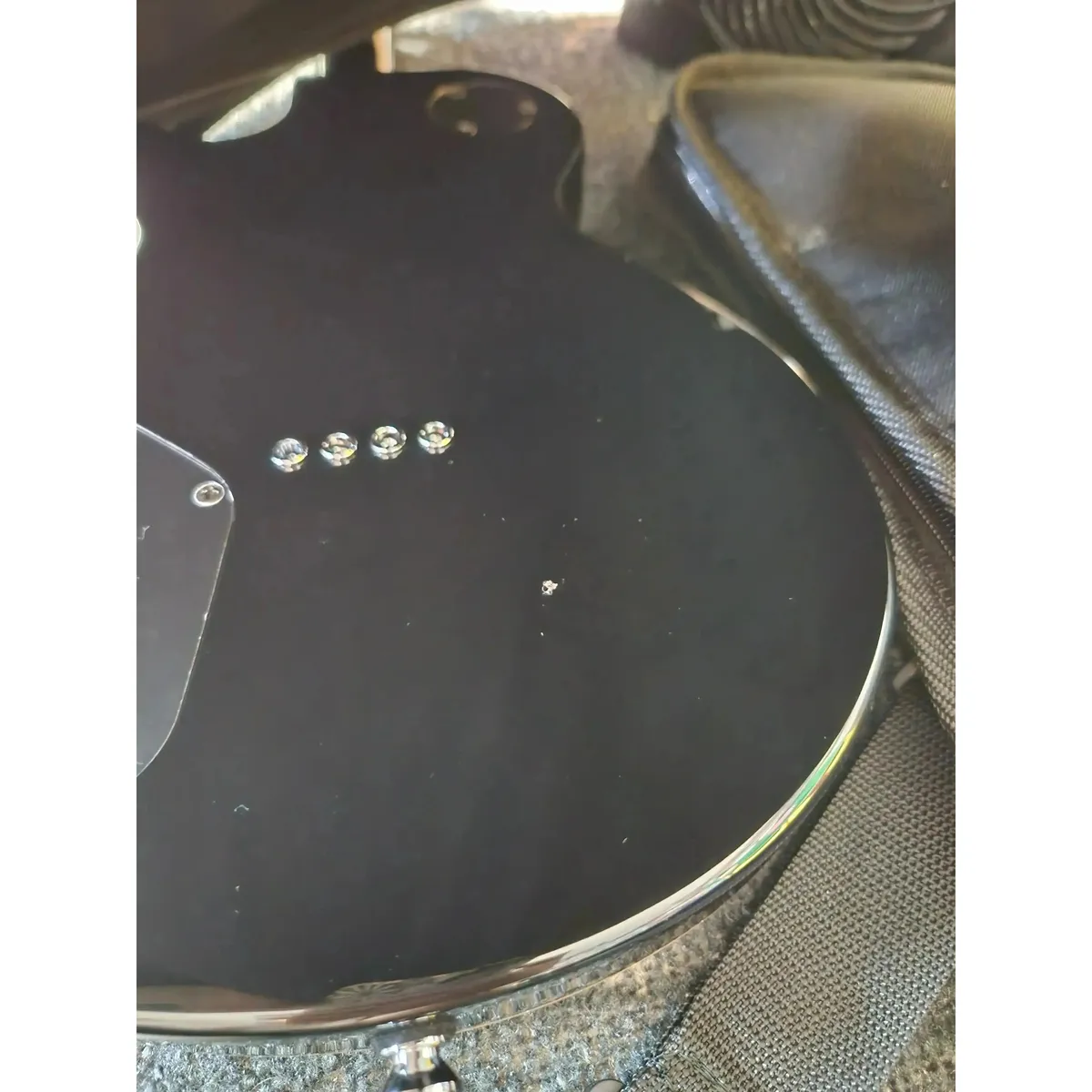 Risa LP-432-BK Black Les Paul Electric Tenor Ukulele - BLEM - Image 8