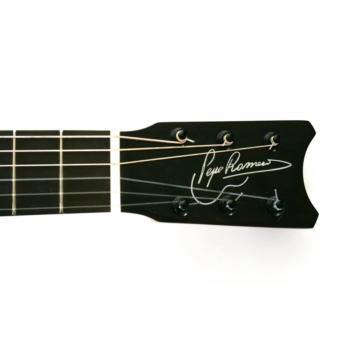 Romero Creations RC-B6-SM 6 String Baritone Guitar/Guilele Spruce/Mahogany - Nylon String - Image 4
