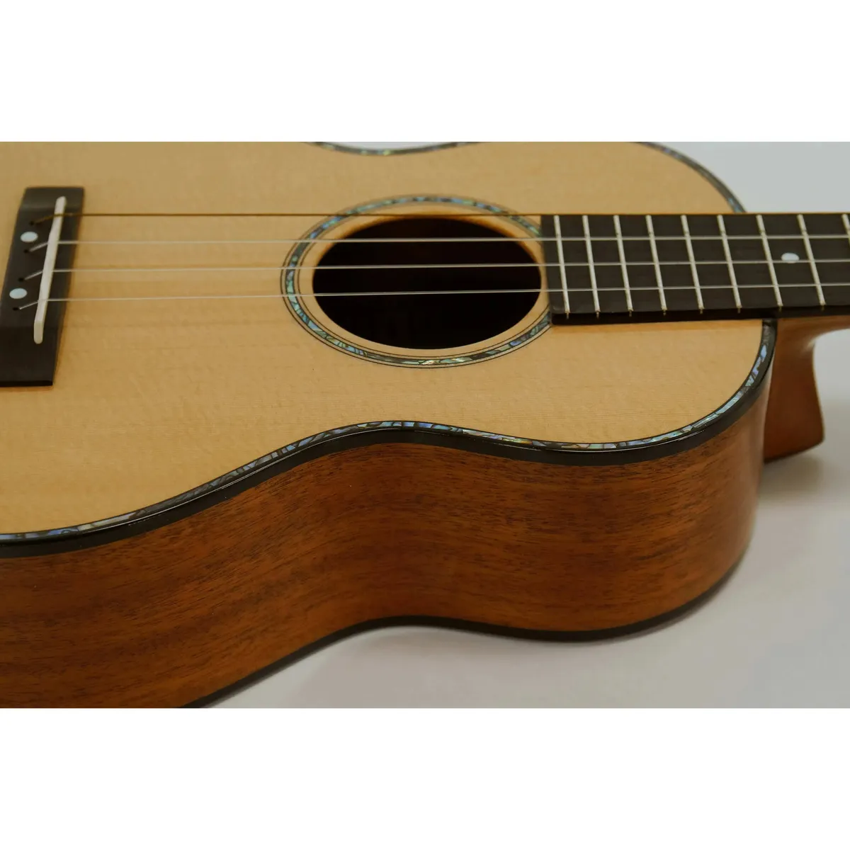 Romero Creations RC-R-SM Signature Replica Tenor Ukulele - Image 3
