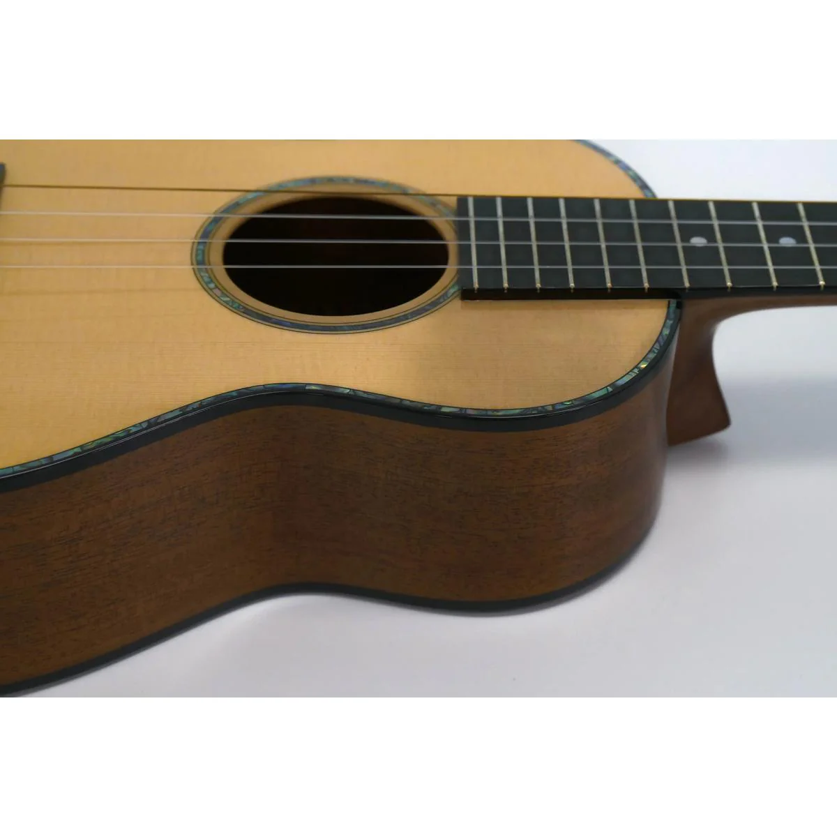 Romero Creations RC-R-SM Signature Replica Tenor Ukulele - Image 3