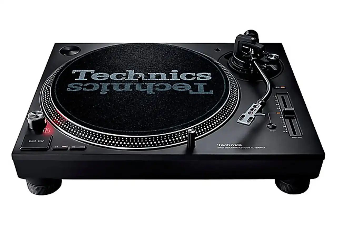 Technics SL-1200MK7 Direct-Drive Professional DJ Turntable